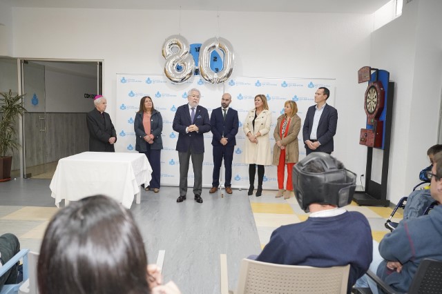 Santalices felicita ao equipo do HC San Rafael, de Vigo, “expresión máxima de solidariedade e entrega ás persoas máis desvalidas da sociedade”