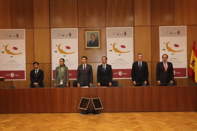 A presidenta do Parlamento participou na conmemoración do centenario do concello de Vilagarcía de Arousa