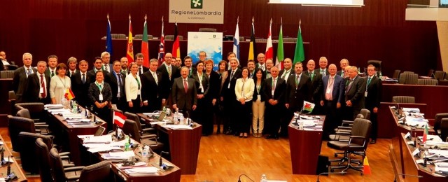 Pilar Rojo defende a cooperación entre os diferentes parlamentos rexionais no primeiro Foro Mundial de cámaras subnacionais