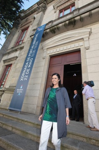 A presidenta do Parlamento de Galicia, Pilar Rojo Noguera, ao inicio da xornada de portas abertas celebrada na sede da Cámara autonómica o pasado 22 de maio