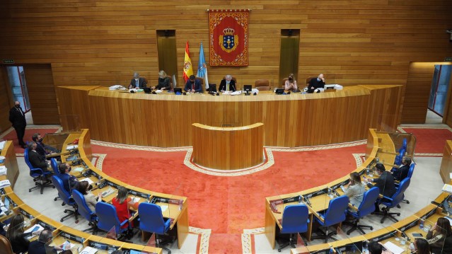 O Parlamento de Galicia elixe os seus representantes nos consellos sociais das universidades galegas