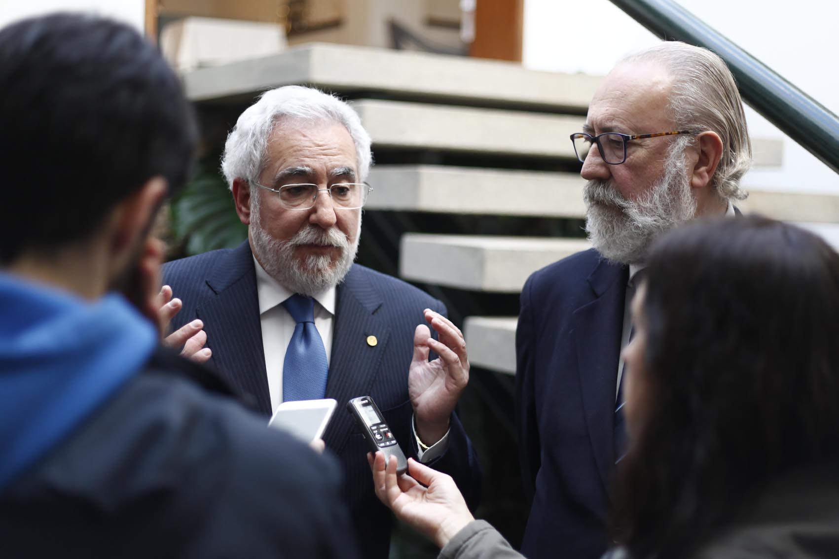 O presidente do Parlamento de Galicia participou nun xantar-coloquio no Club Financiero Atlántico da Coruña