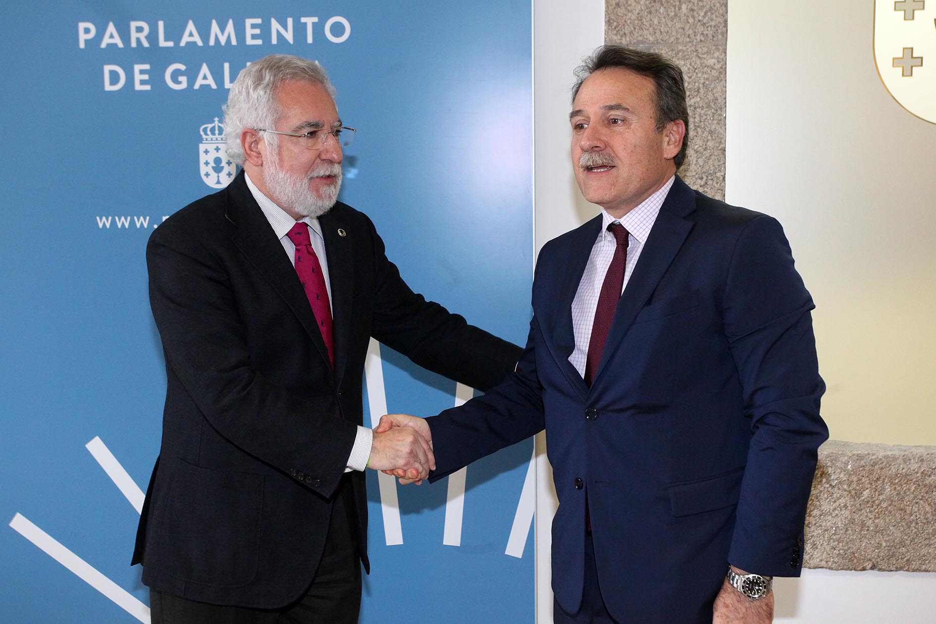 O presidente do Parlamento de Galicia recibiu ao embaixador de Cuba en España