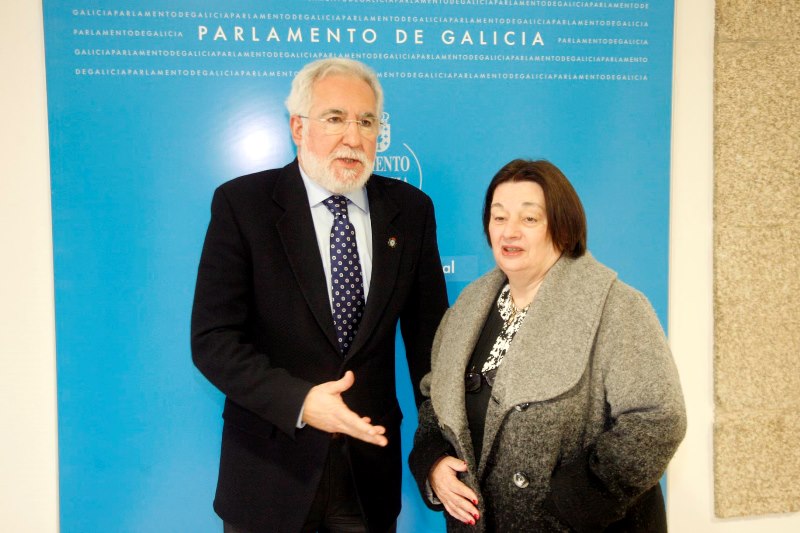 Foto da noticia:O presidente do Parlamento recibe á nova cónsul xeral de Uruguai en Galicia