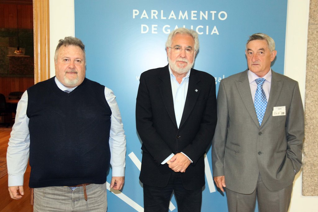 Foto da noticia:O presidente do Parlamento recibe a unha delegación da Asociación contra a pena de morte Pablo Ibar
