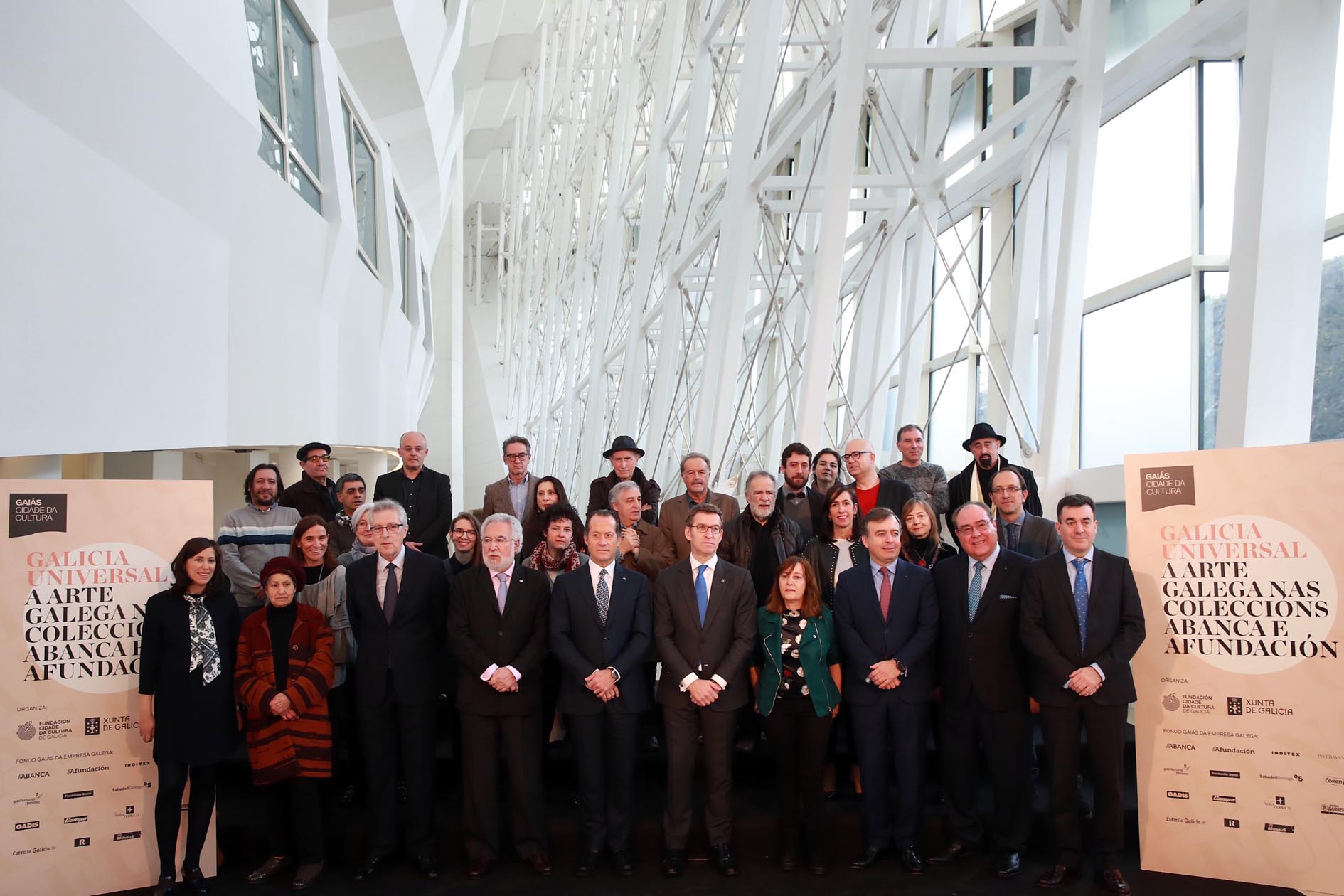 Foto da noticia:O presidente do Parlamento asiste á inauguración da exposición "Galicia universal. A arte galega nas coleccións Abanca e Afundación"