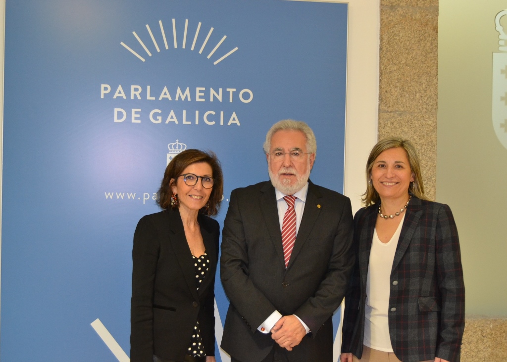 Foto da noticia:O presidente do Parlamento interésase pola actividade de Executivas de Galicia