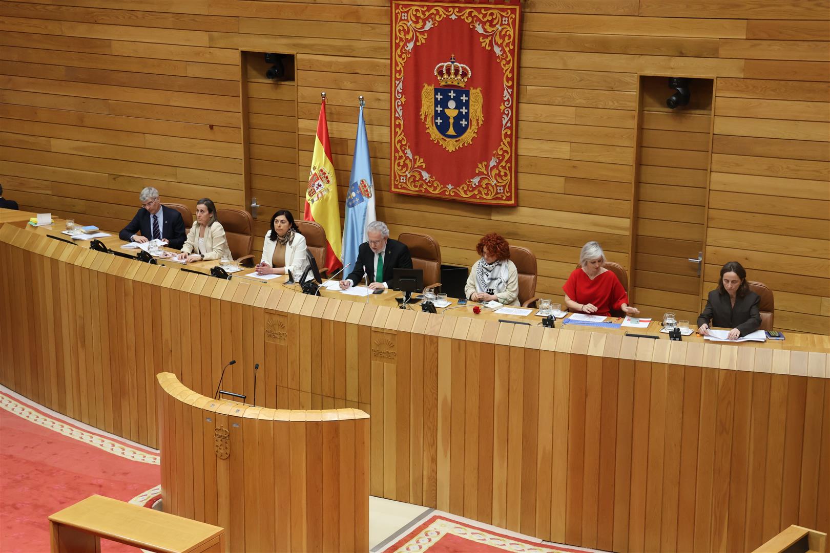 Foto da noticia:Constituída a XII Lexislatura do Parlamento de Galicia