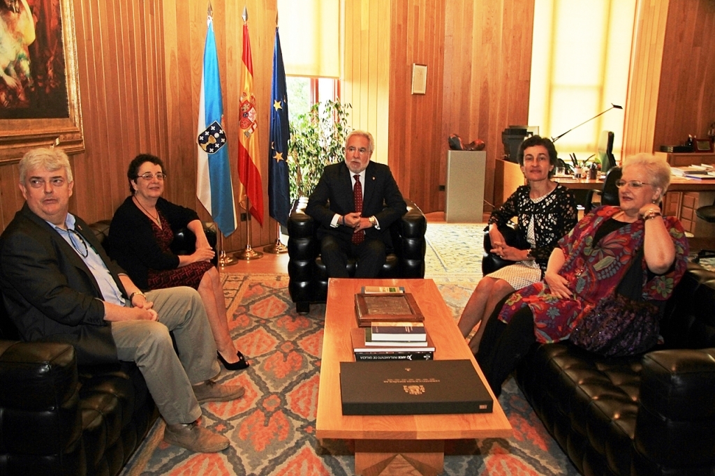 A presidenta do Consello da Cultura Galega efectúa unha visita institucional ao Parlamento de Galicia