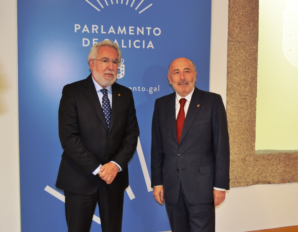 O presidente do Parlamento ofrece colaboración institucional ao delegado do Goberno en Galicia