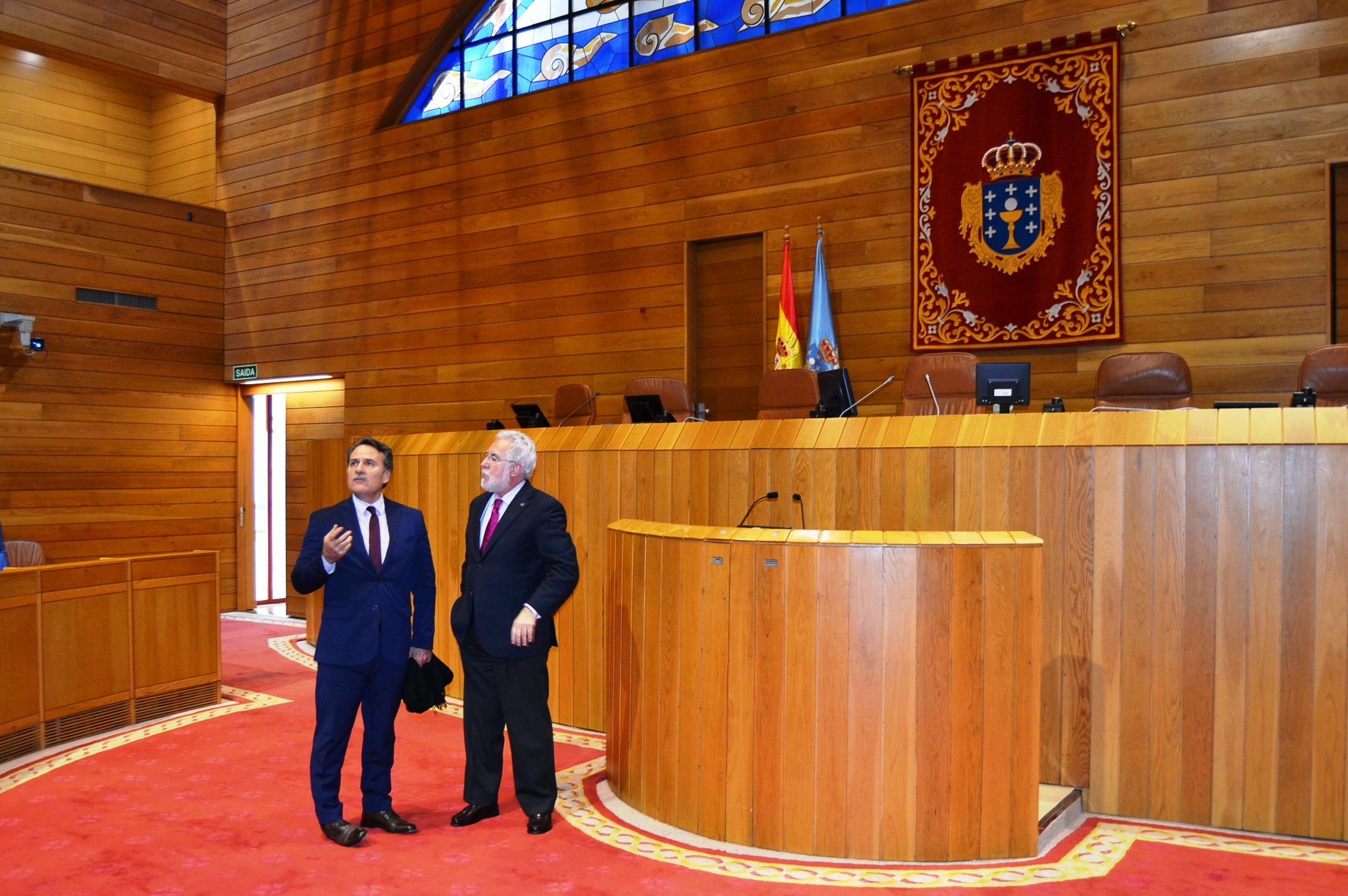O embaixador de Cuba visita o Parlamento de Galicia