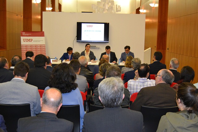 Foto da noticia:Pilar Rojo reitera o seu apoio á incorporación da Ribeira Sacra como Patrimonio Mundial da Unesco