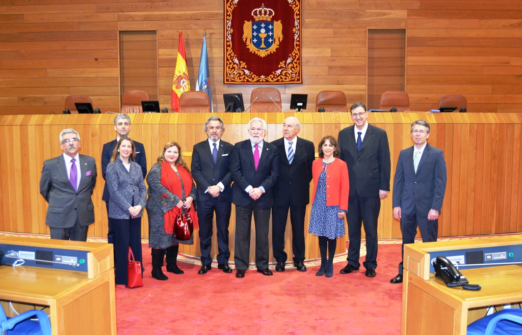 Un grupo de cónsules acreditados en Galicia visitan o Parlamento