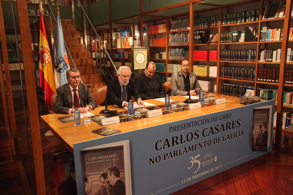 O presidente do Parlamento afirma que Carlos Casares é “fonte de inspiración para os que consideramos que a cultura galega ten vocación de universalidade”