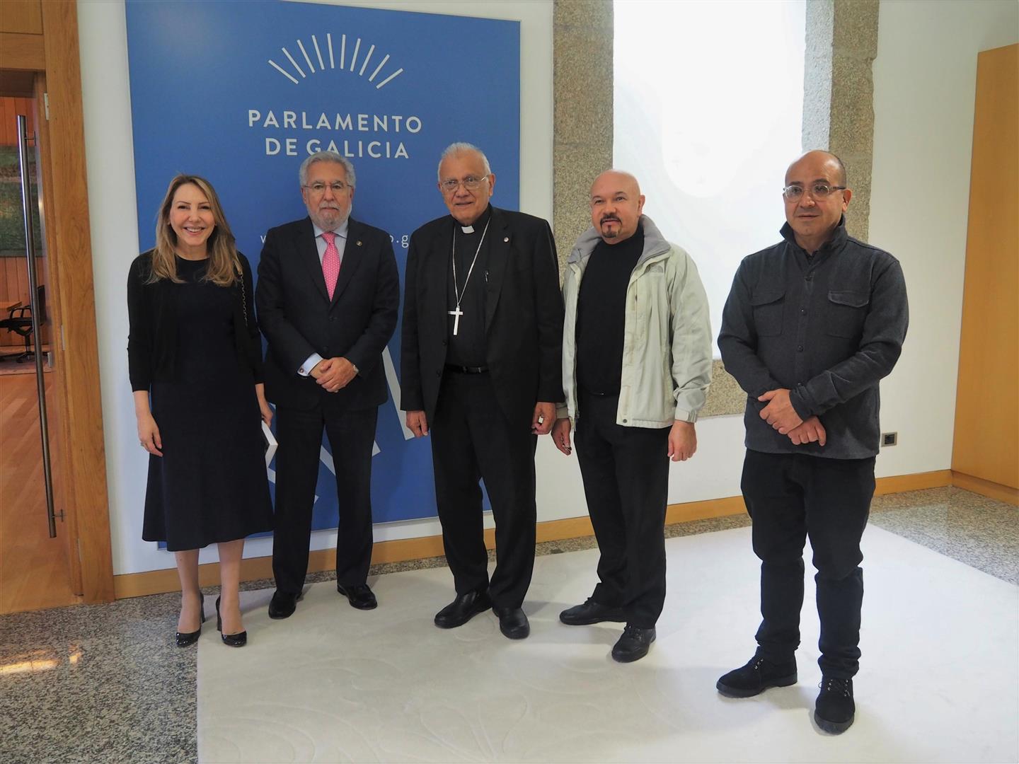 O presidente do Parlamento recibe ao cardeal Porras, arcebispo de Mérida e administrador apostólico de Caracas (Venezuela)