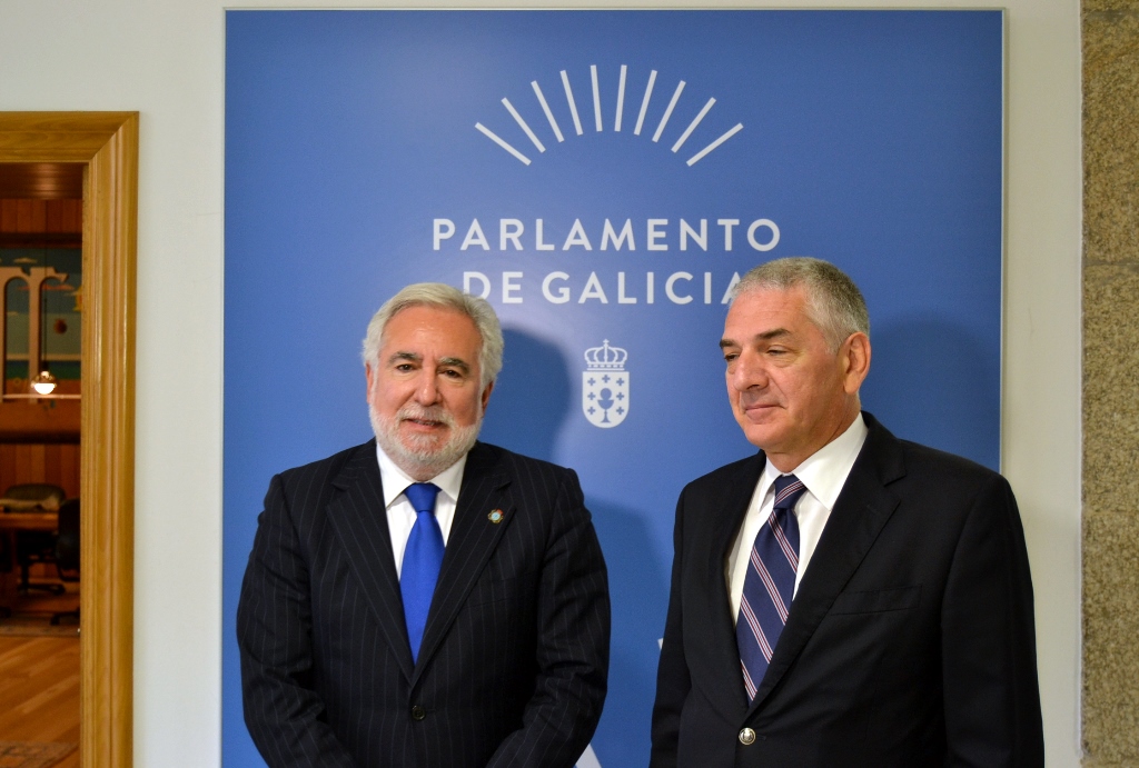 O presidente do Parlamento traslada a solidariedade da Cámara galega ao embaixador de Turquía tras o atentado de Istambul