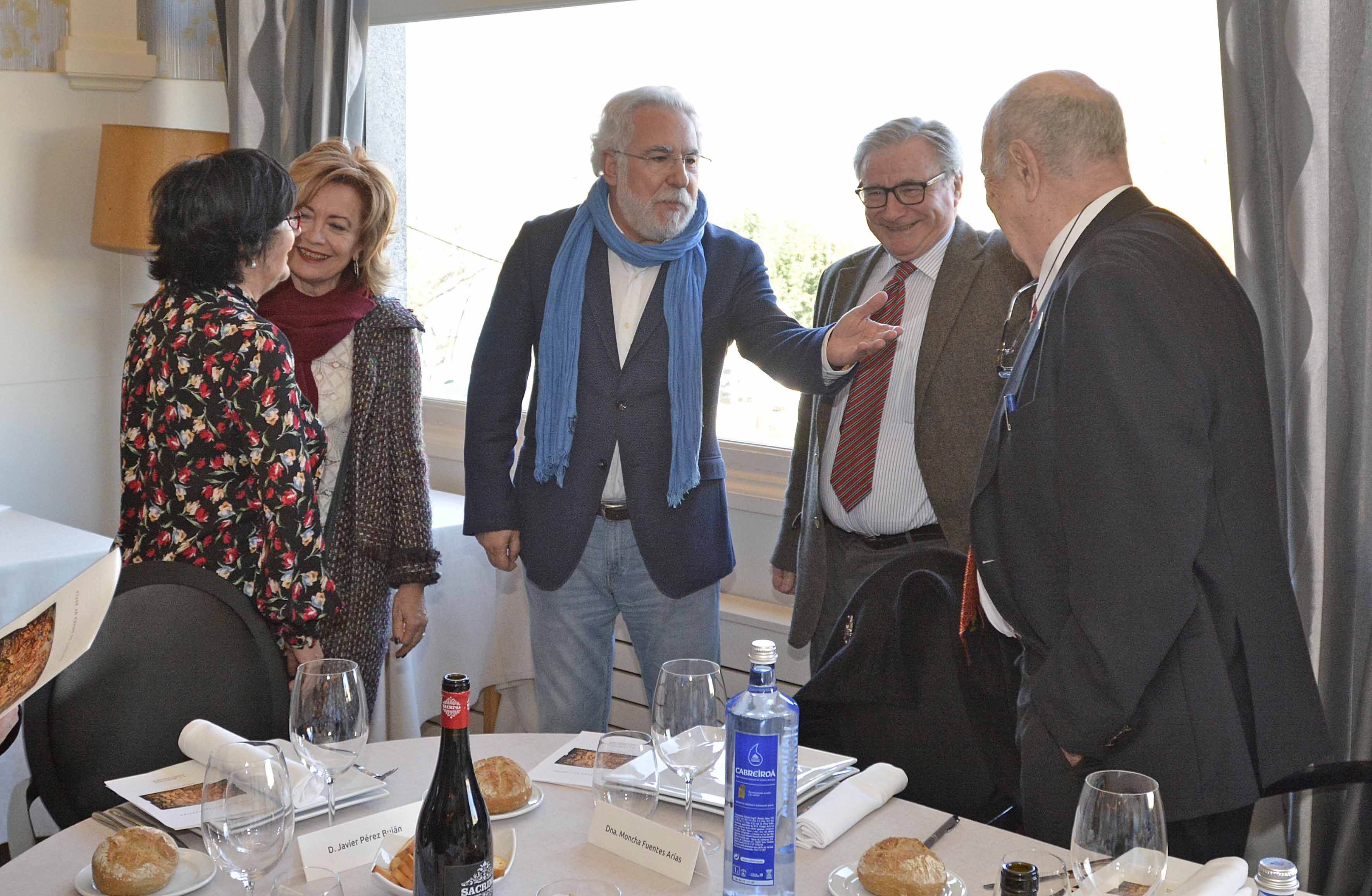 Foto da noticia:O presidente do Parlamento de Galicia asistiu á entrega do Premio Laxeiro 2018