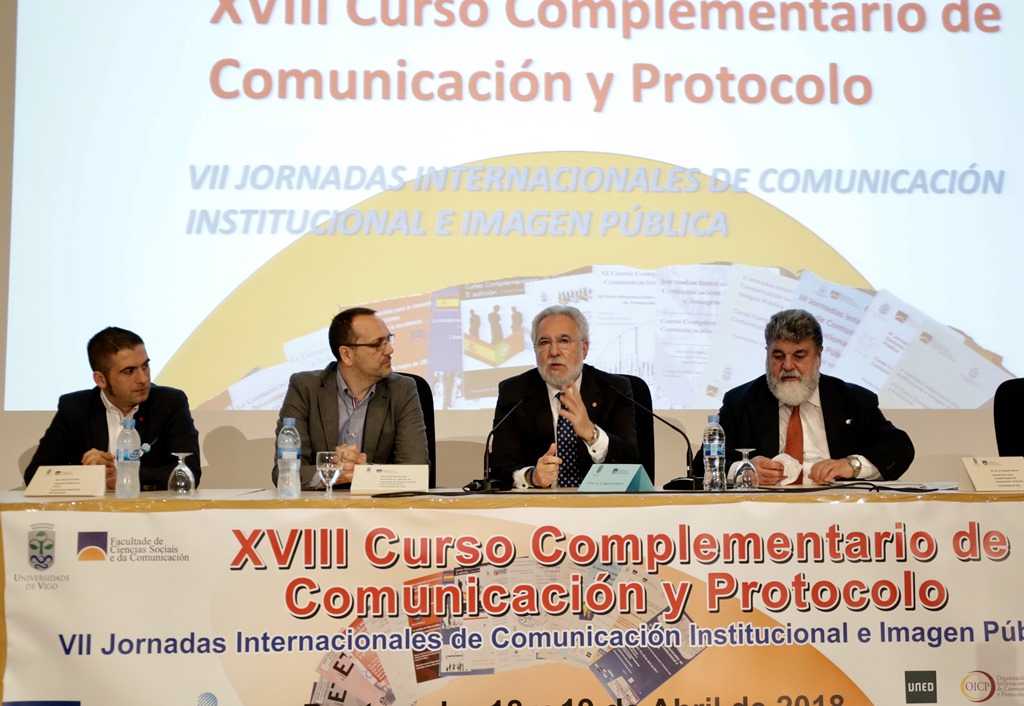 Foto da noticia:Santalices reivindica o xornalismo de calidade como “único antídoto capaz de contrarrestar os efectos nocivos da desinformación”